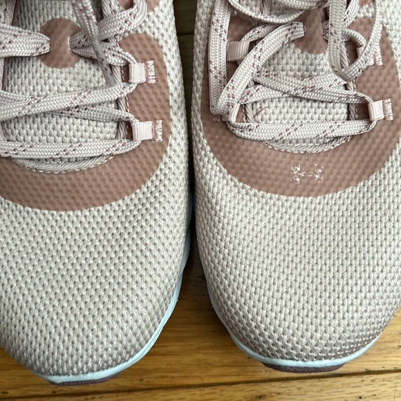 Sold - Picture 4 of 7